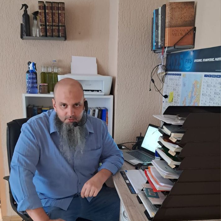 Online rukja tretman putem videopoziva